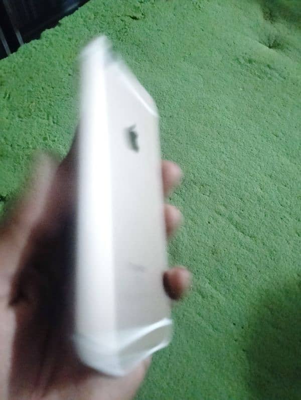 I phone 6s only mobile03007655419 3