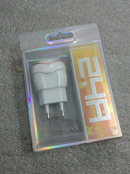 New Moxom Fast USB Charger 2