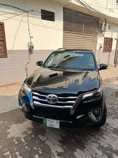 Toyota Fortuner V 2018