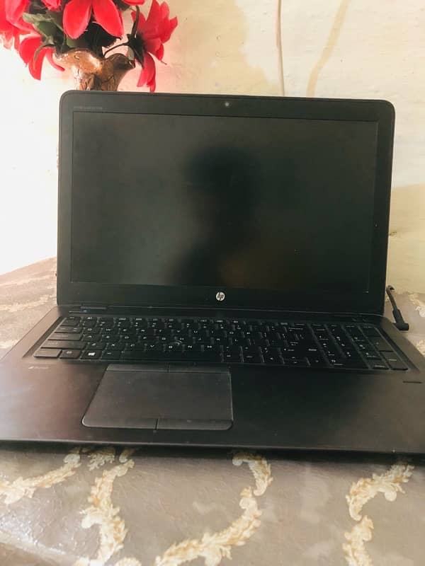 HP ZBook 15u G3 1