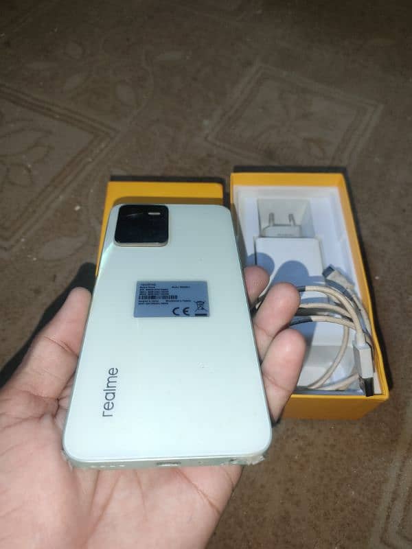 Realme C35 7