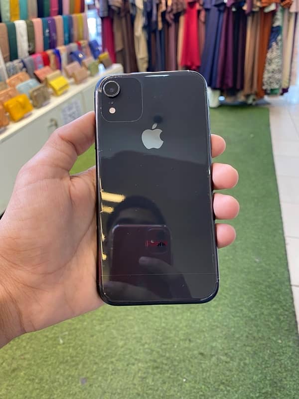 Iphone XR 256GB Factory Unlock Esim Sim Time Available 10/10 Condition 2