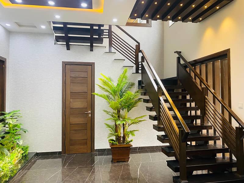 1 Kanal Brand New Luxury House Located In Prime Location Overseas A Block Bahria Town Lahore 3