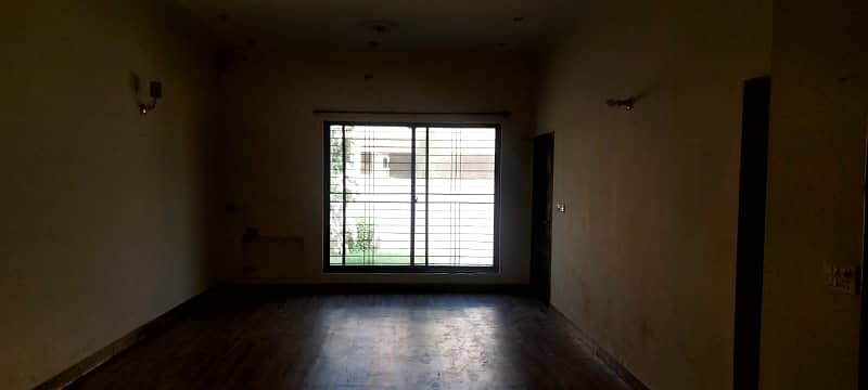 1 kanal house for rent at very hot location in reasonable price 20