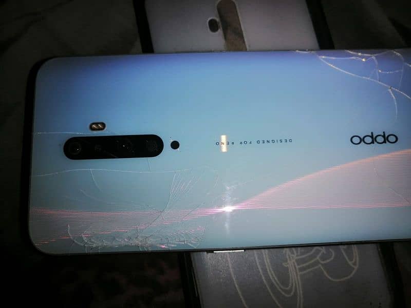 oppo Reno 2z 8 256 back and front crack 2