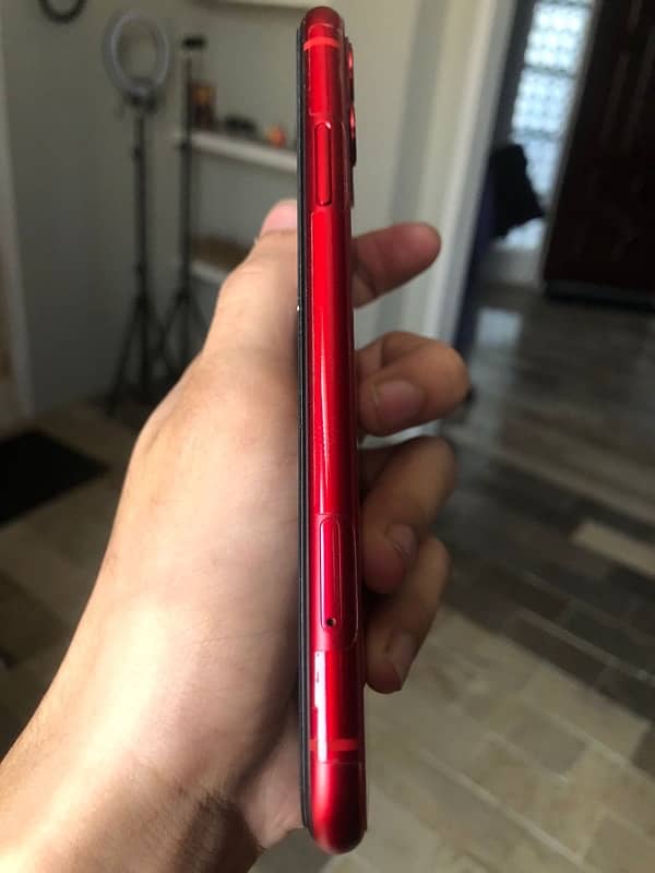 iPhone 11 64gb Jv RED 2