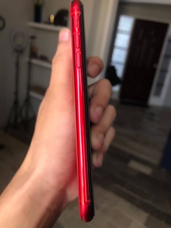 iPhone 11 64gb Jv RED 3