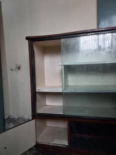 Wooden Cabinet in Good Condition