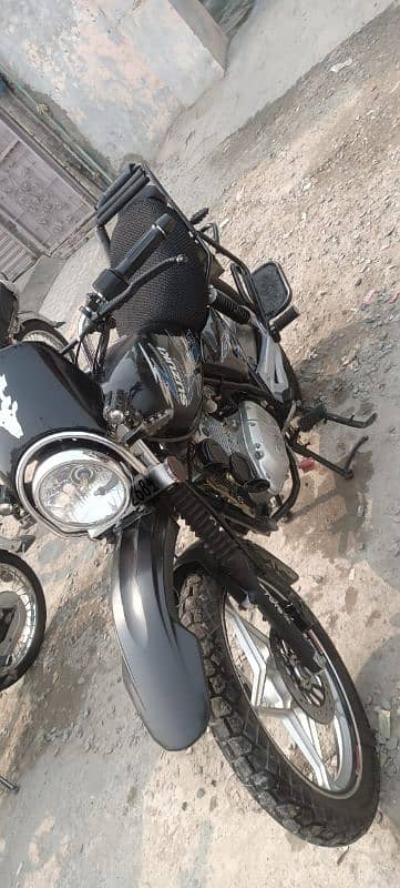 Suzuki GS 150 SEFully Service 0