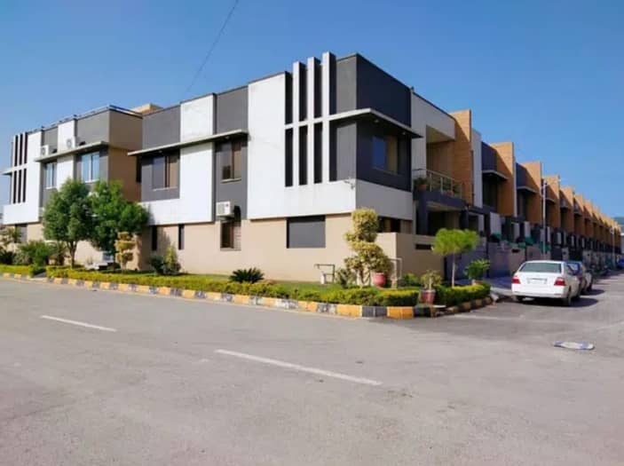 30x60 possession plot for sale in b-17 Islamabad block G 8