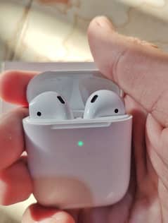 Apple Airpods second Generation Airpods 2