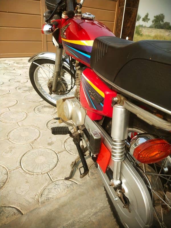 HONDA 125 exchange possible only with Yamaha YBR 5