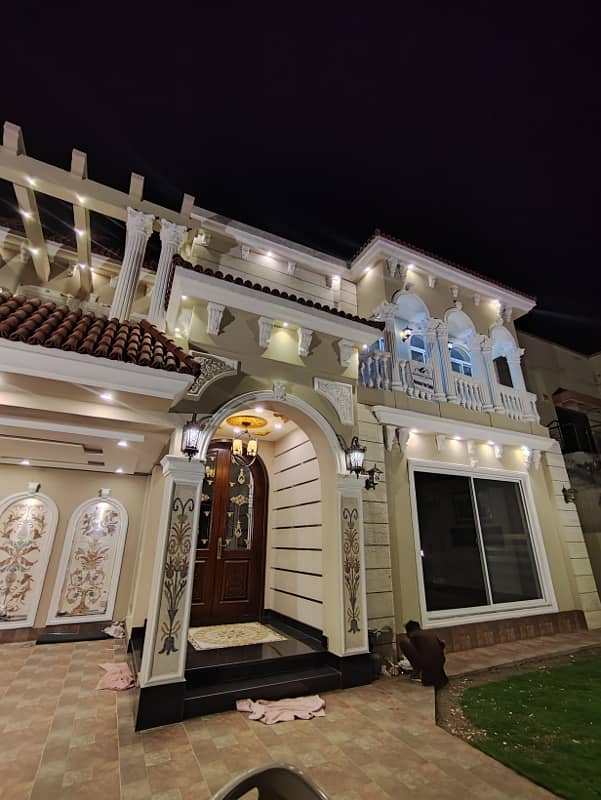 1 Kanal Brand New Luxury House Located In Prime Location Jasmine Sector C Bahria Town Lahore 13