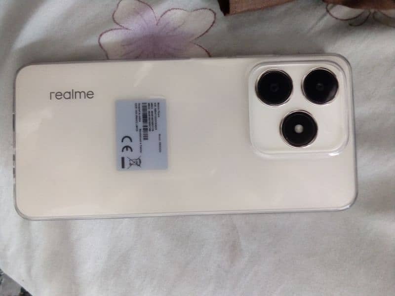 realme c61 4