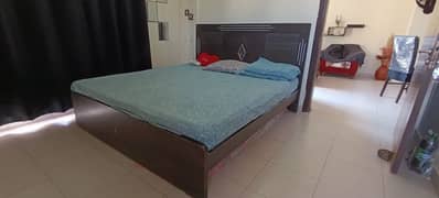 King Size bed with Spring Matress