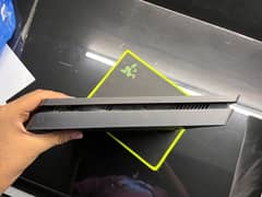 PS4 slim 1 TB