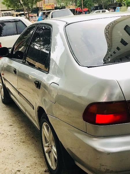 Honda Civic EXi 1995 4