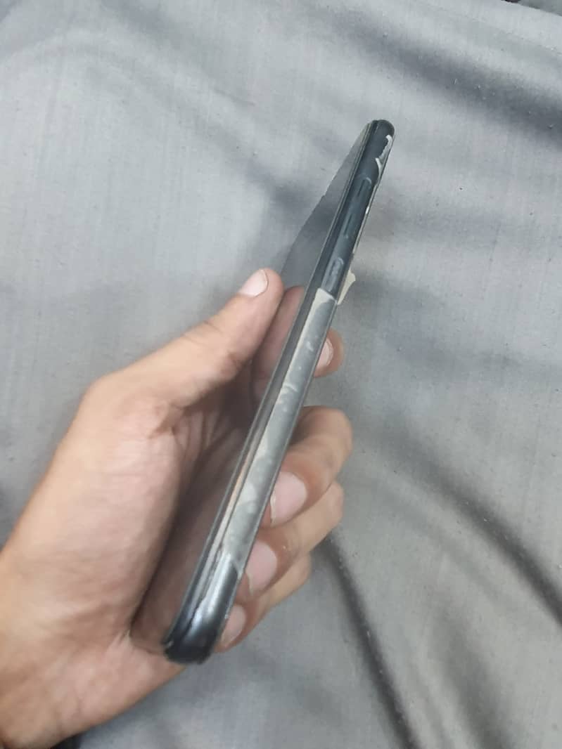 motorola e6 plus 4/64 official pta approved 1