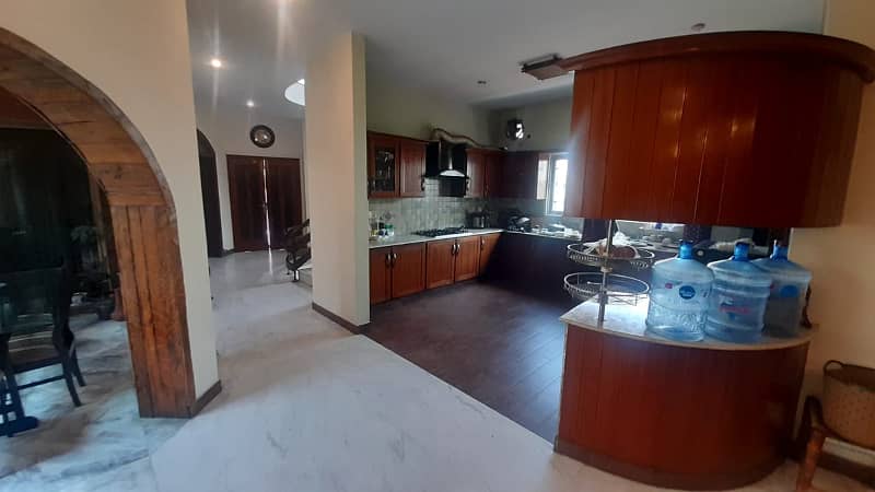 Furnished One bed Lounge kitchen for Rent 3