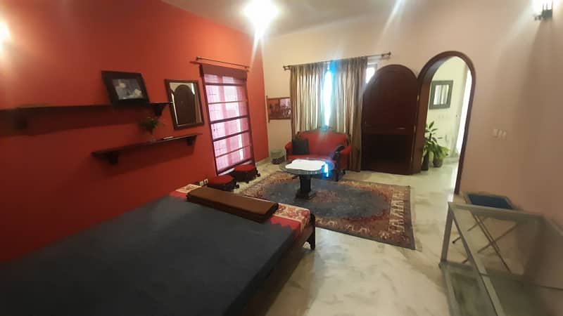 Furnished One bed Lounge kitchen for Rent 5