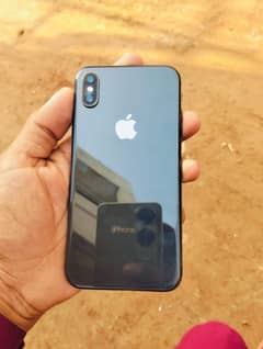 iPhone X non PTA condition 10 by 9 battery health 100