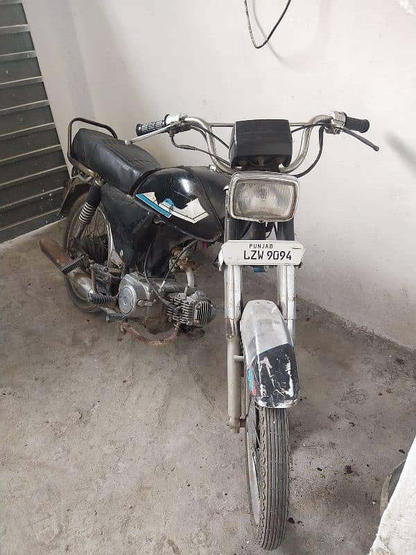 Honda CD 70 2005 0