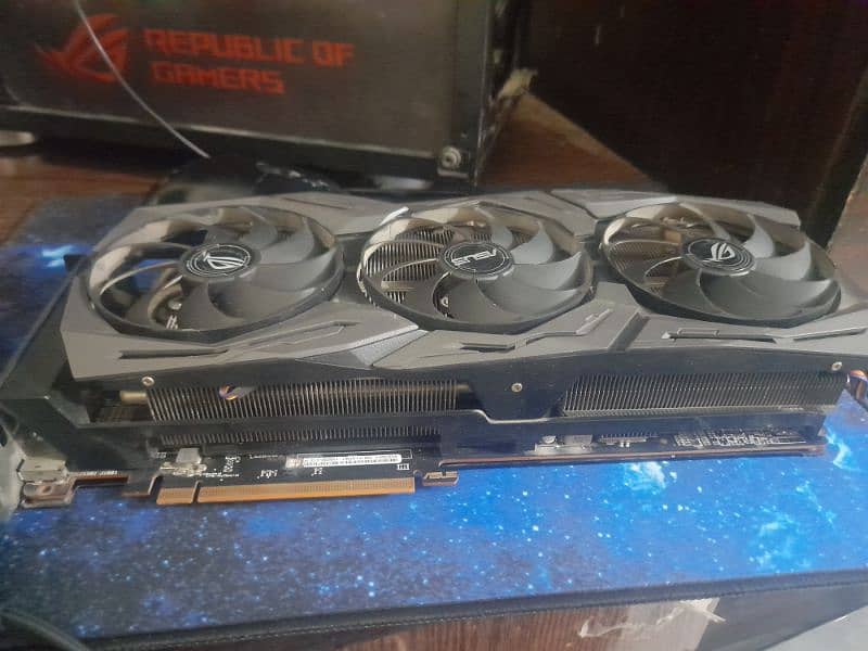 5700xt asus rog 2