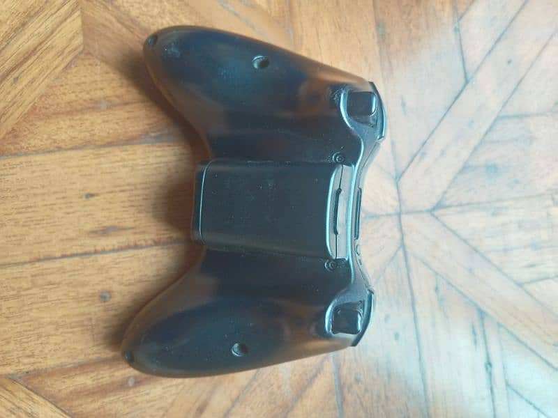 X box 360 controller. 4