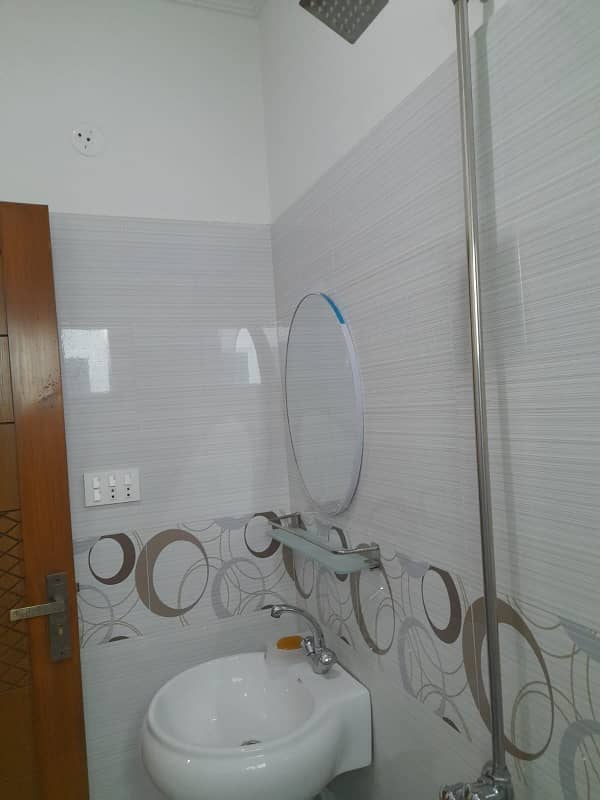 Kanal house brand new tile floors 3