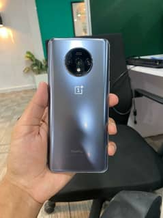 ONEPLUS 7T lush condition