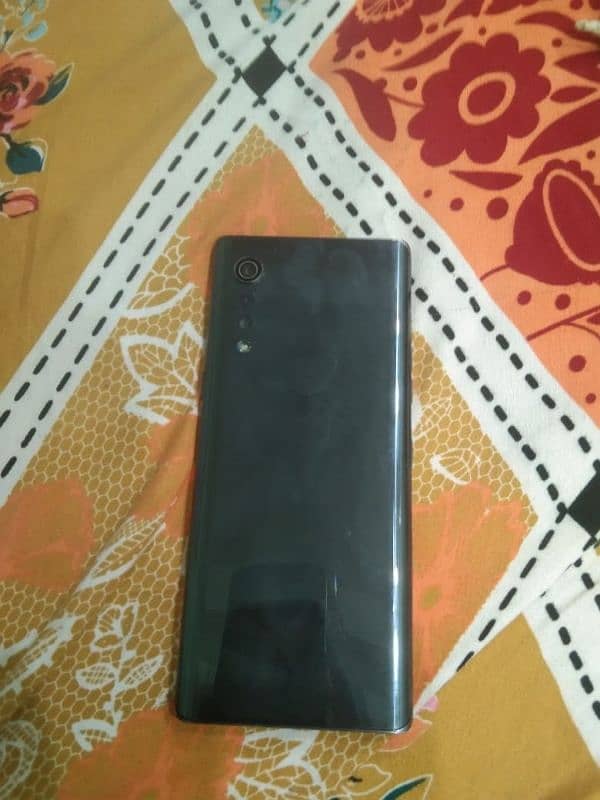 LG velvet 5G non pta 6/128 10/10 condition      03281570093 5