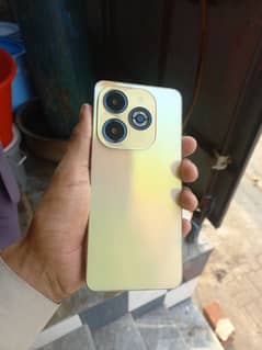 Infinix smart 8 plus ,4+4/64 GB ,new condition 10/10 0