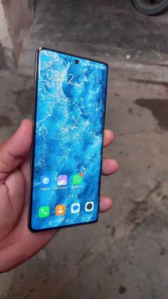 Tecno spark 20 pro plus