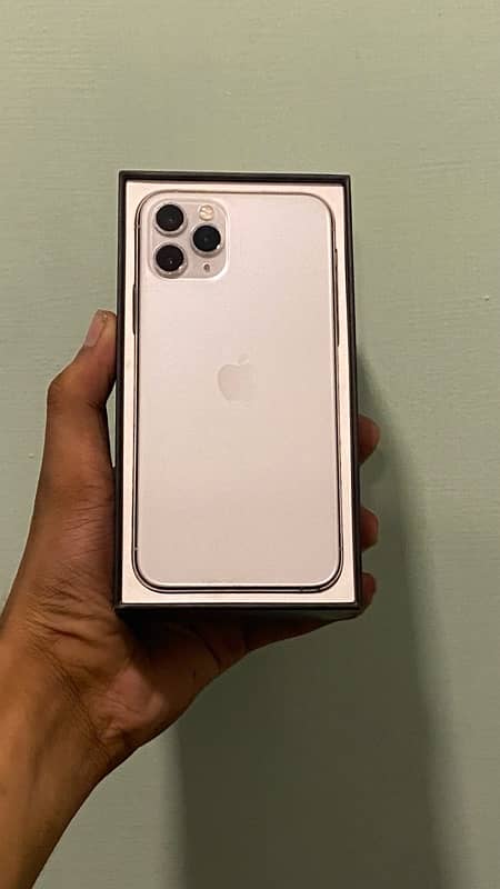 iphone 11pro factory unlock non pta 256gb urgent sale 1