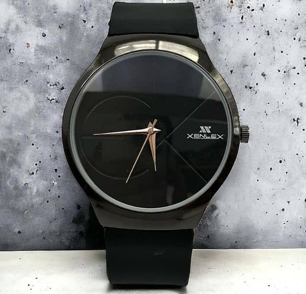 Men's Black Rubber Strip Watch 3