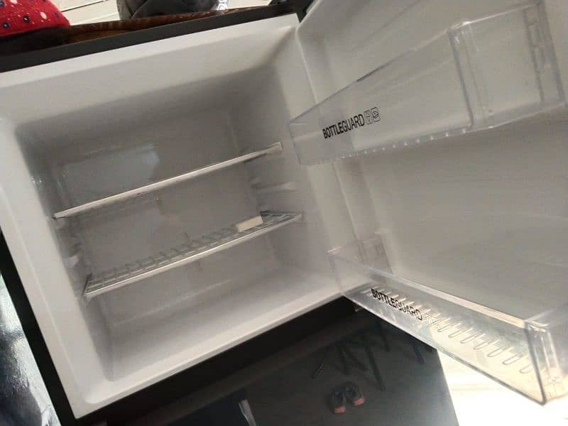 Haier Refrigerator - 03218642113 1