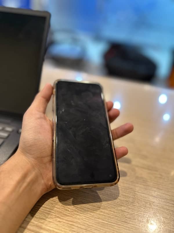 IPhone 11 Pro Max 0