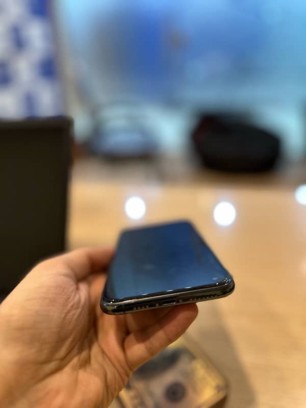 IPhone 11 Pro Max 2