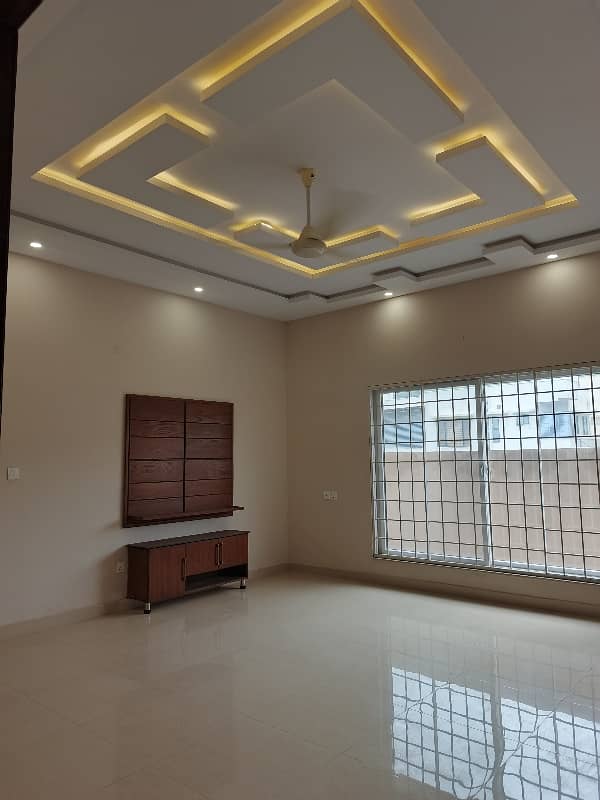 Brand New 1 Kanal House For Sale 9