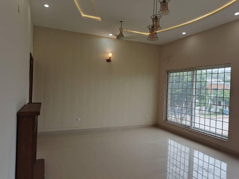 Brand New 1 Kanal House For Sale 21