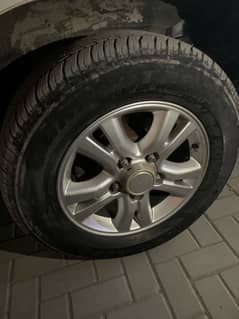 Tyres Dunlop Prado Landcruiser for sale