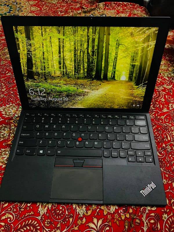 Lenovo Thinkpad X1, M7 processor | 12.5 inch 2k touch display 6