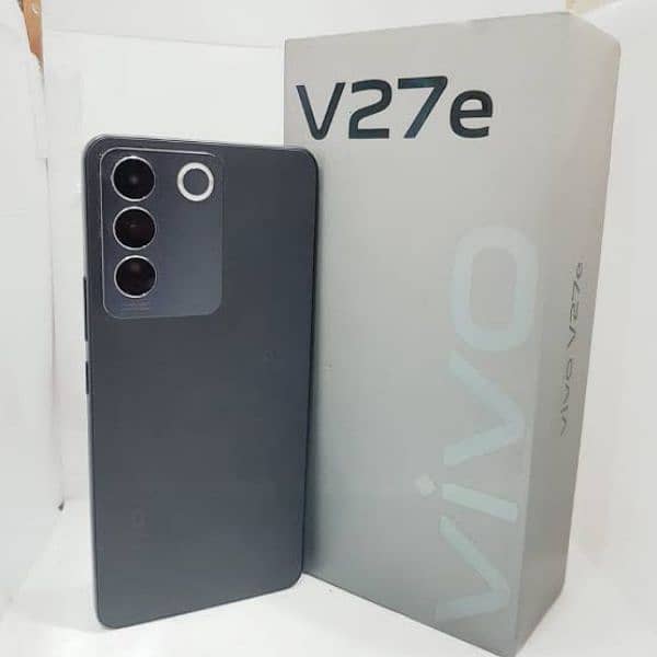 V27e 8/256 GB Box Charger 1