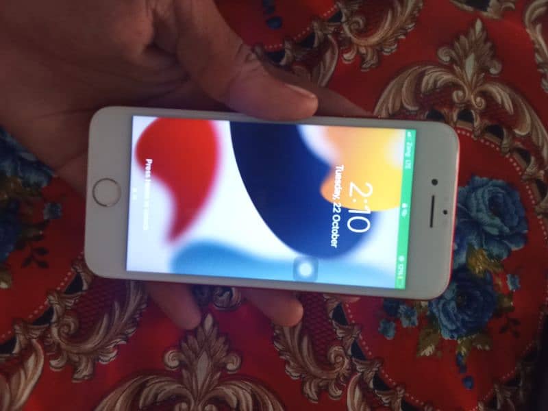 I phone 7 PTA aprod 128 gb 4