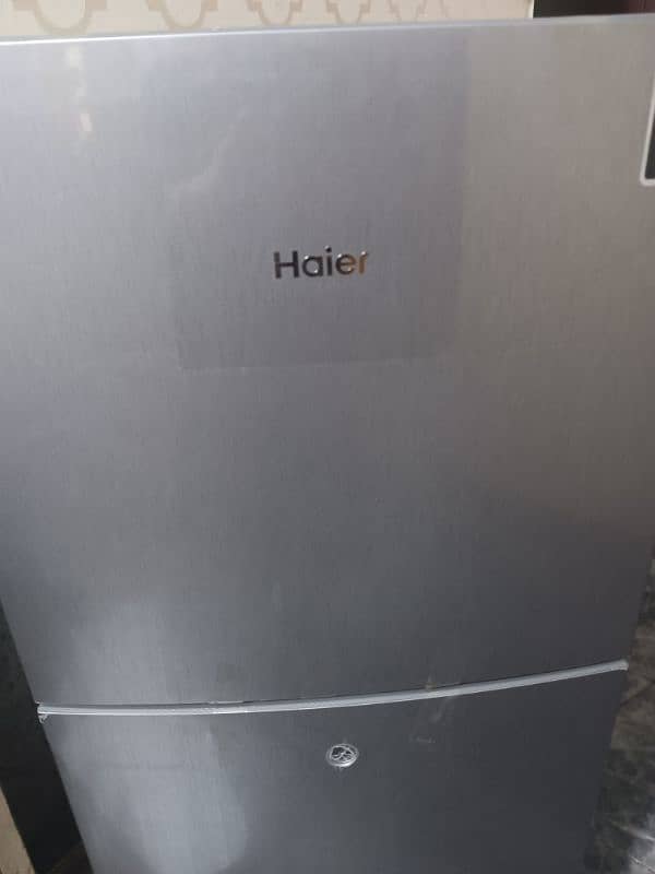 Haier Refrigerator HRF-216 2