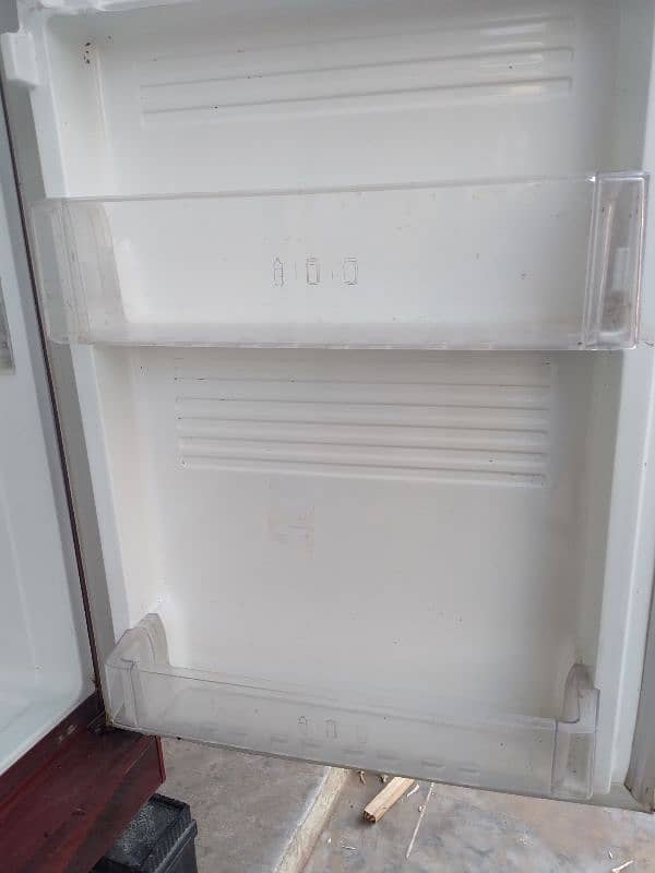 Pel Red colour Refrigerator For sale 6