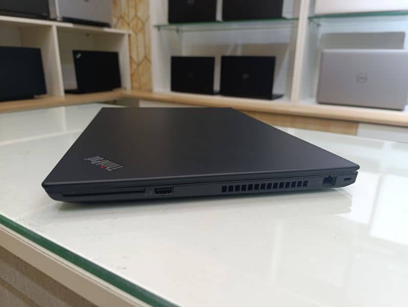 Lenovo Thinkpad p15s Core i7 11th Generation 4gb graphics card nivida 8