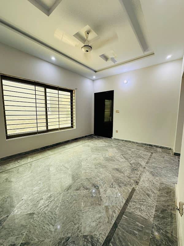 2 Bed Room Uper Portion in Gulraiz near Bahria Town 1