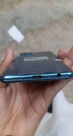 Oppo f17pro 8/128 koi issue nh Hai jikso Lena Hai contact kary