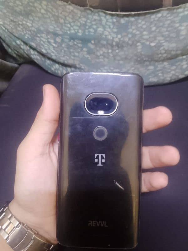 moto g 7 plus revvl 2 0